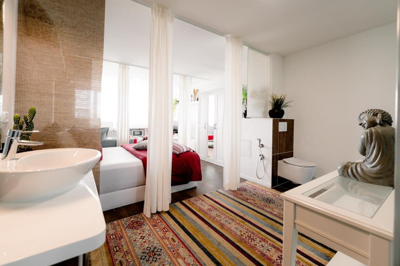 Business Sleeping Place Ролль Экстерьер фото